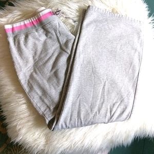 New York & Co. Grey Sweatpants XL